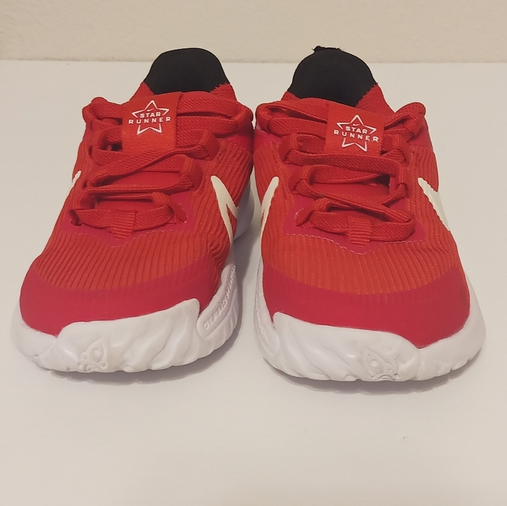Nike Boys Toddlers Star Runner 4 Running Shoes Sneakers Red And White